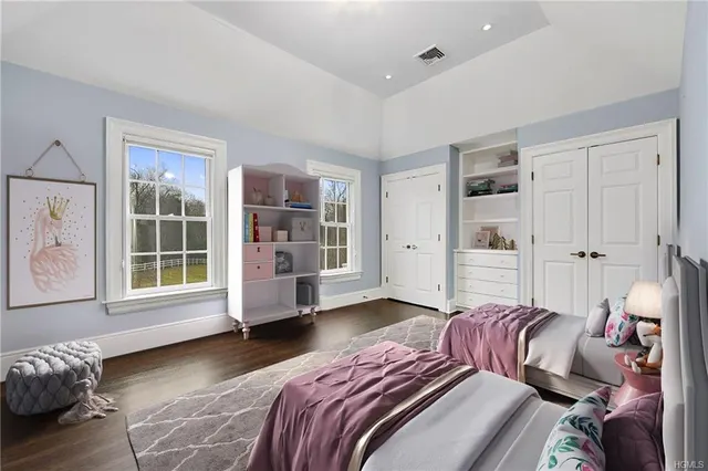 37 Austin Hill Rd
