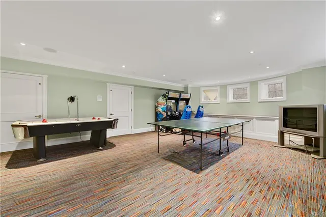 37 Austin Hill Rd