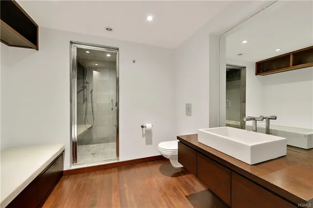 37 Austin Hill Rd