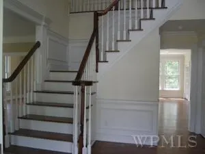 32 Austin Place