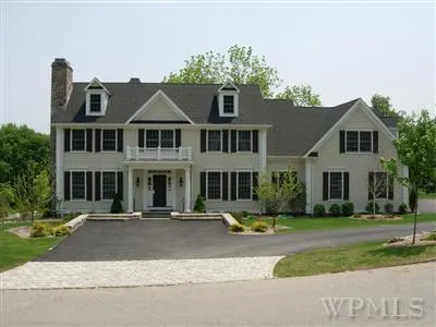 32 Austin Place