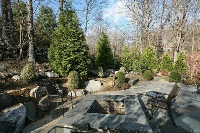 33 Austin Place