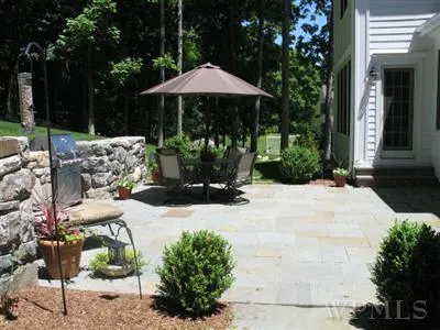 33 Austin Place