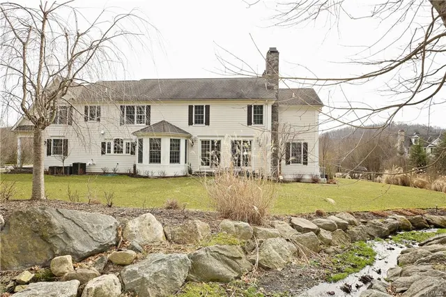 9 Austin Place