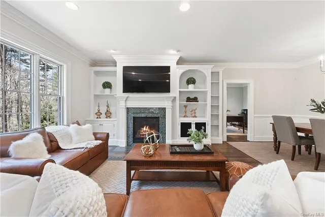 27 Autumn Ridge Rd