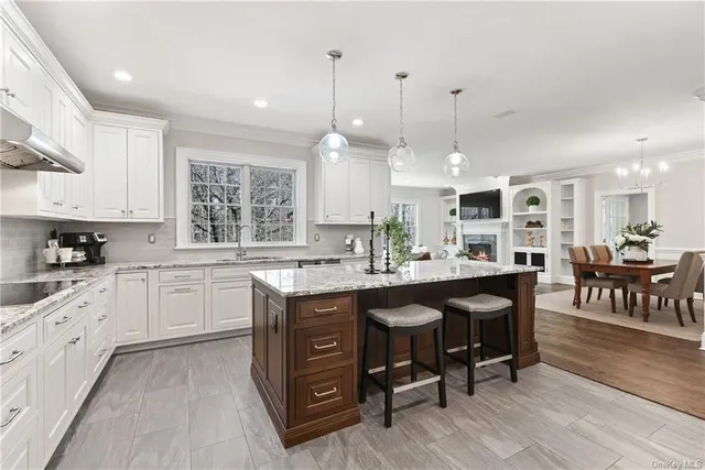 27 Autumn Ridge Rd