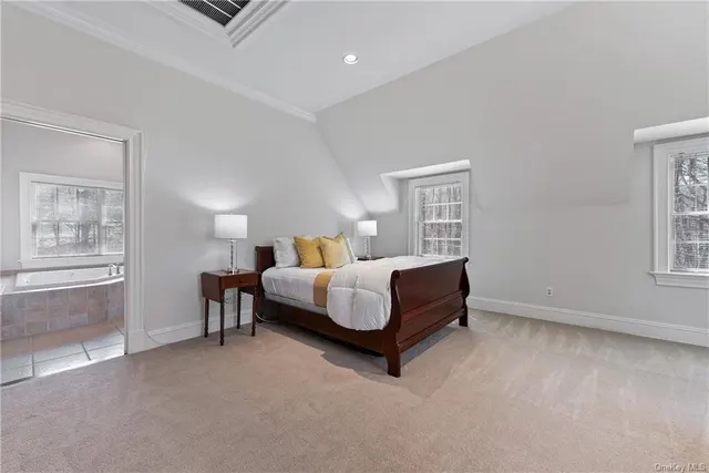 27 Autumn Ridge Rd
