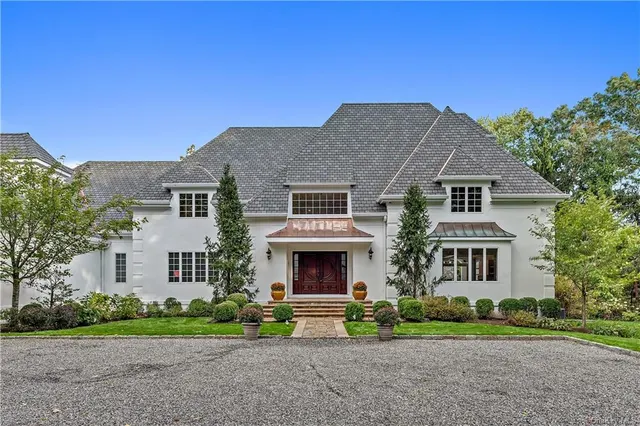 7 Barry Court