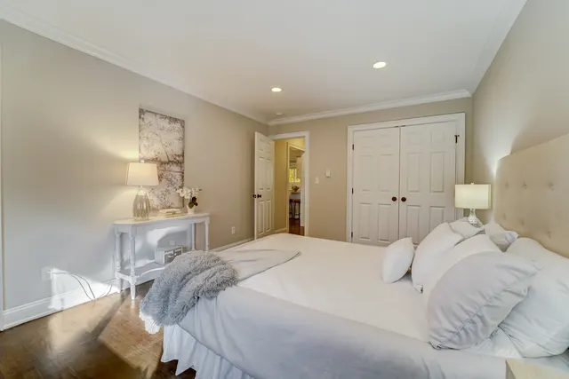 Castle Hill unit 2D