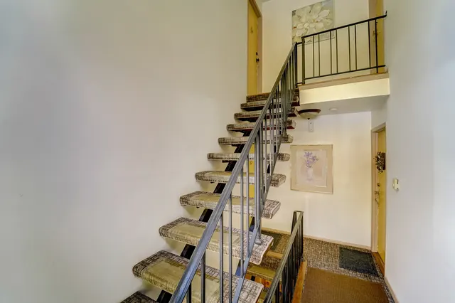 Castle Hill unit 2D