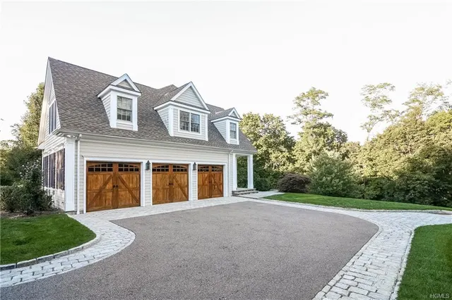 219 Central Drive