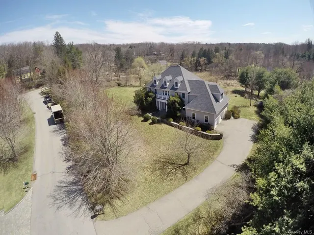 1 Henker Farm Lane