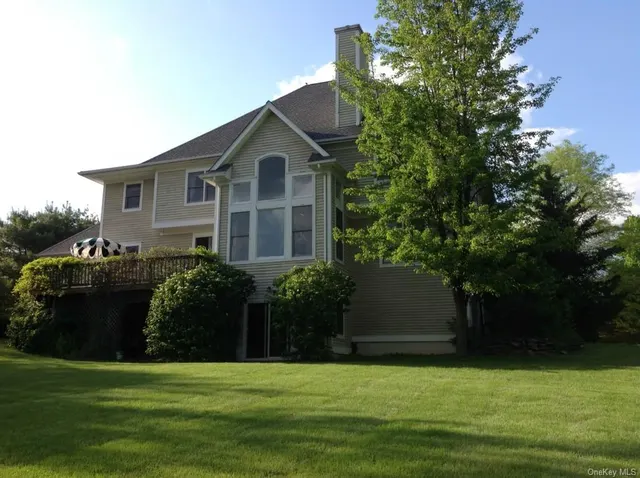 1 Henker Farm Lane