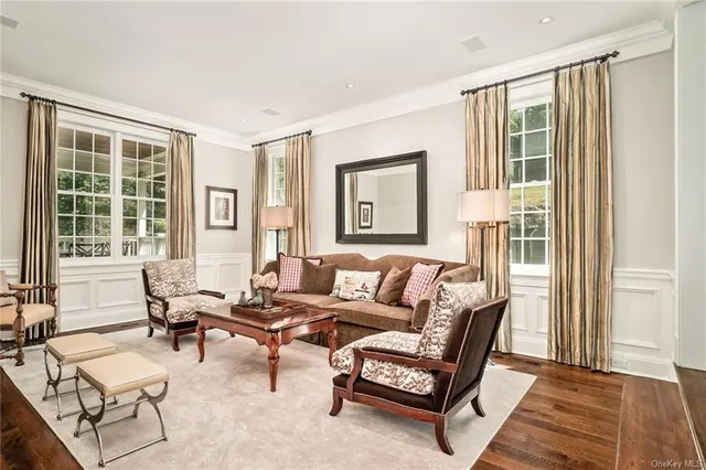 2 Henker Farm Lane
