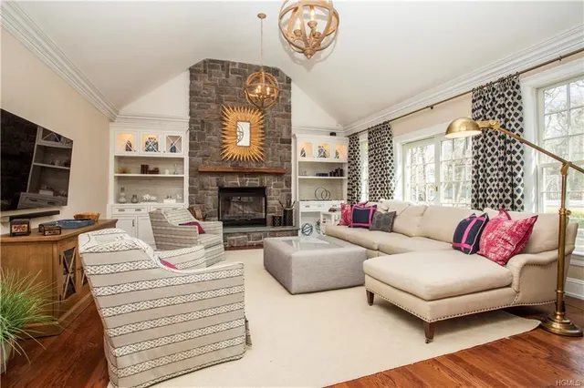 5 Morris Court