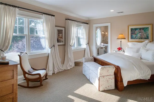 240 Mount Holly Rd