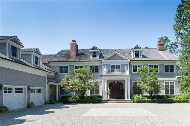 240 Mount Holly Rd