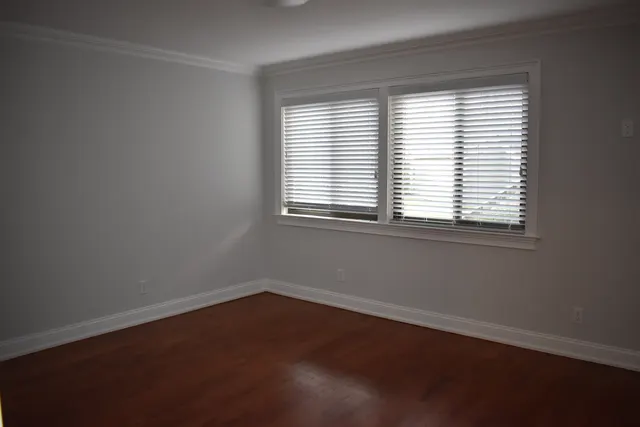 3 Oakridge Drive