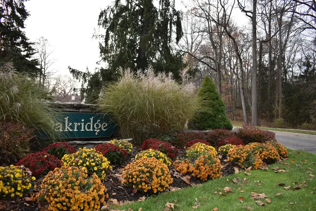 3 Oakridge Drive