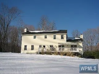 159 Ridgefield Ave