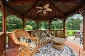 266 Salem Rd