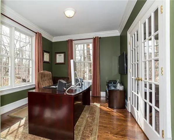 20 Silver Spring Lane