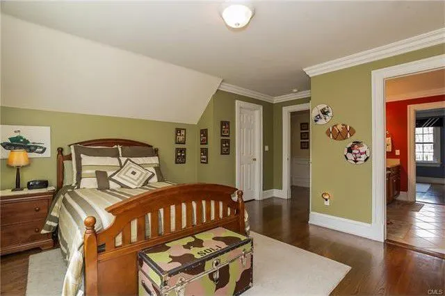20 Silver Spring Lane