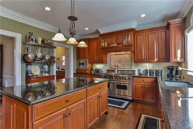 20 Silver Spring Lane