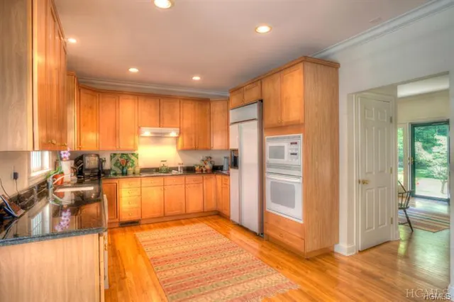 24 Siscowit Rd