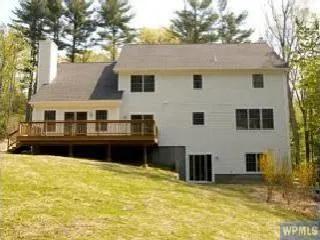 15 Tall Pines Dr
