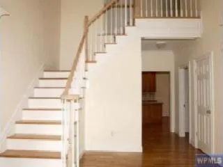 15 Tall Pines Dr