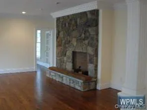 9 Thornbrook Lane
