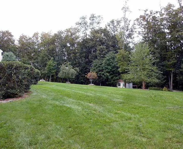 752 Titicus Rd
