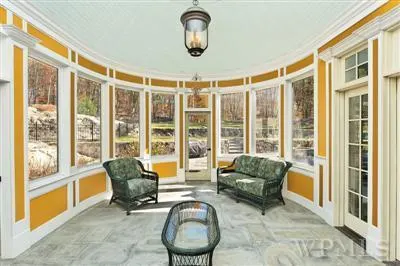 76 Todd Rd