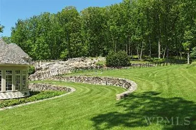 76 Todd Rd
