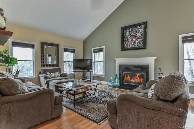 6 Wampus Court