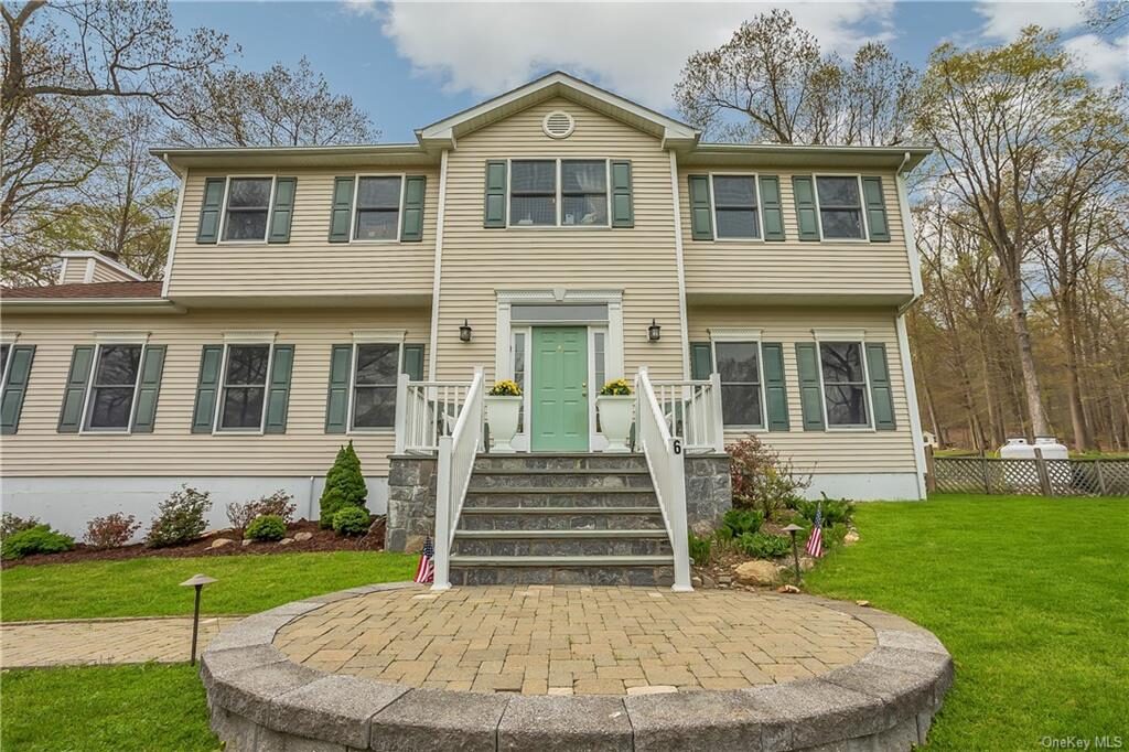 6 Wampus Court