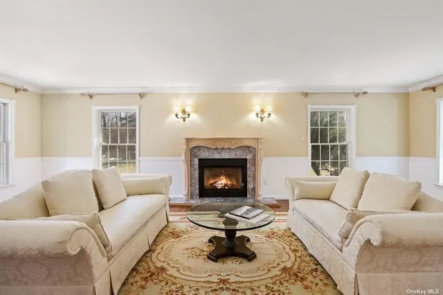 7 Woodway Rd
