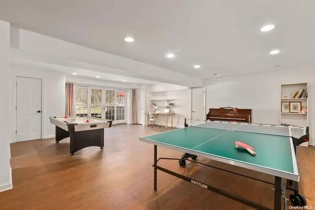 7 Woodway Rd