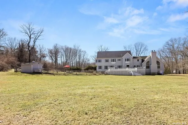 7 Woodway Rd