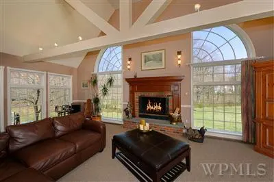 7 Woodway Rd
