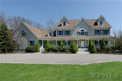7 Woodway Rd